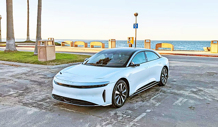 Lucid Air вновь снижает цены: революция в мире электромобилей